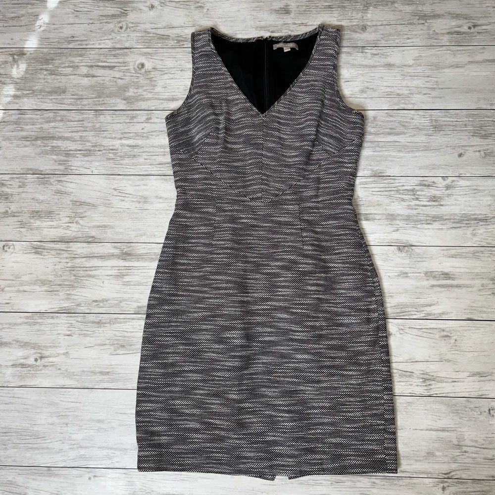 Banana Republic Black and White Sheath Dress with V-Neck for Work
